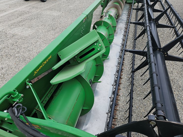 2012-john-deere-625f-image-3