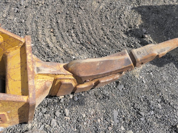 caterpillar-317-image-3
