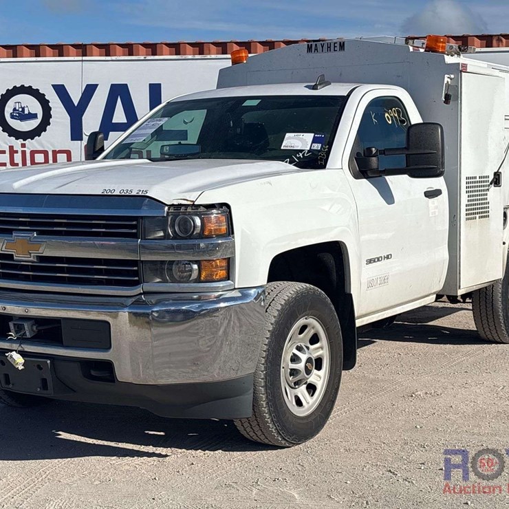2015 CHEVROLET SILVERADO 3500HD