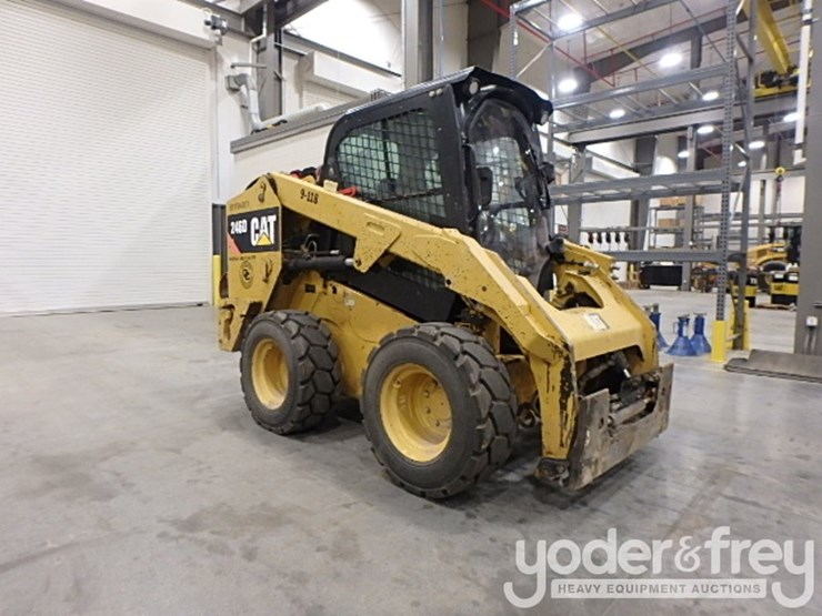 2019-caterpillar-246d-image-3