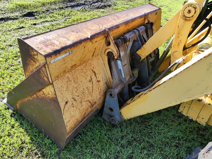 2006-deere-410g-image-11