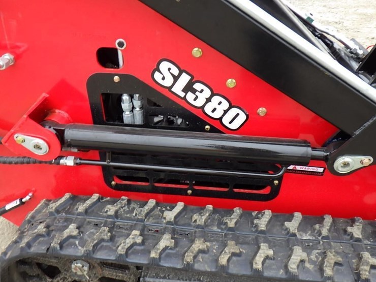 2025-sdlool-sl380r-skid-steer-tracked-loader-image-7