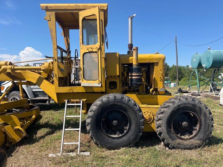 #108-•-galion-motor-grader-image-11