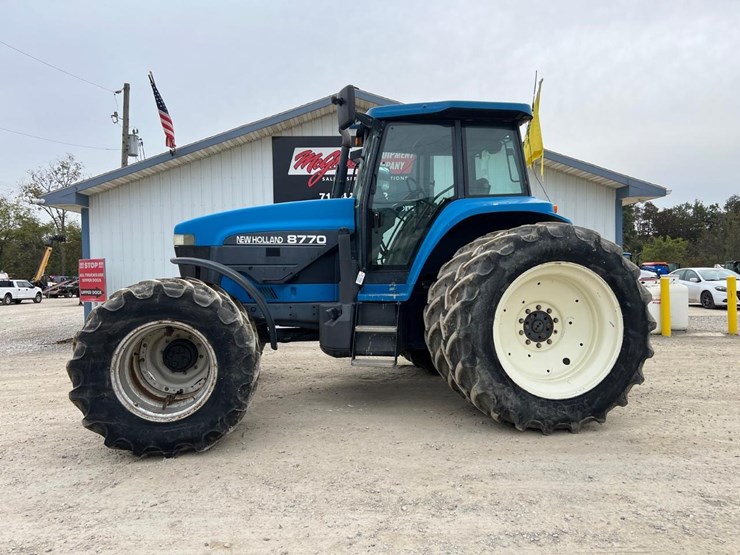 new-holland-8770-image-1