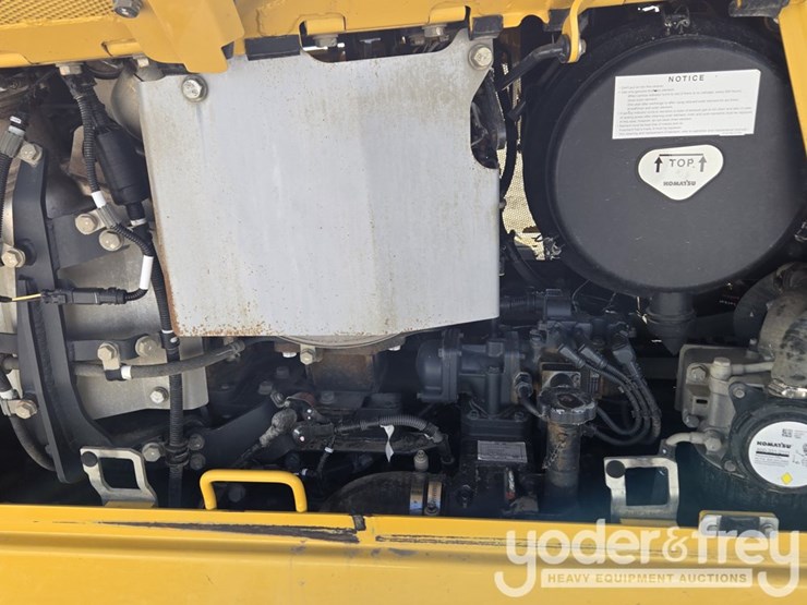 2022-komatsu-d65px-18-image-41