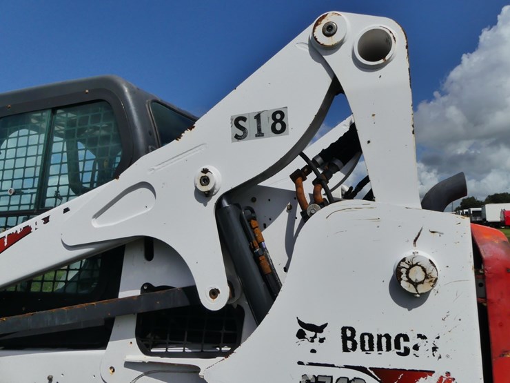 2021-bobcat-s740-image-8
