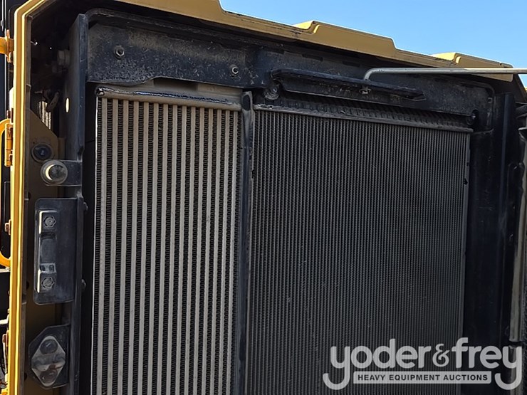 2016-caterpillar-140m3-image-63