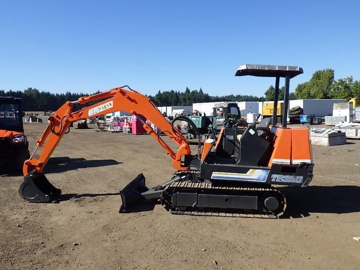 takeuchi-tb260-image-7