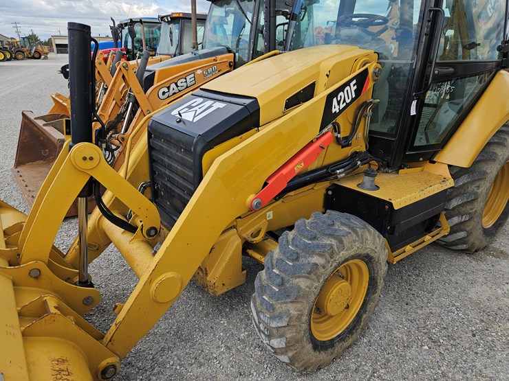 caterpillar-420f-image-6