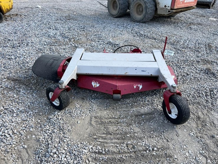 ventrac--60"-hm602-finish-mower-image-8