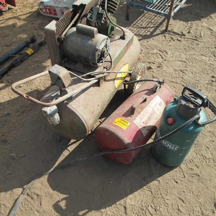 #2048 • (1) Air Compressor (1) Air Tank (1) Hand Sprayer Inv# 29908
