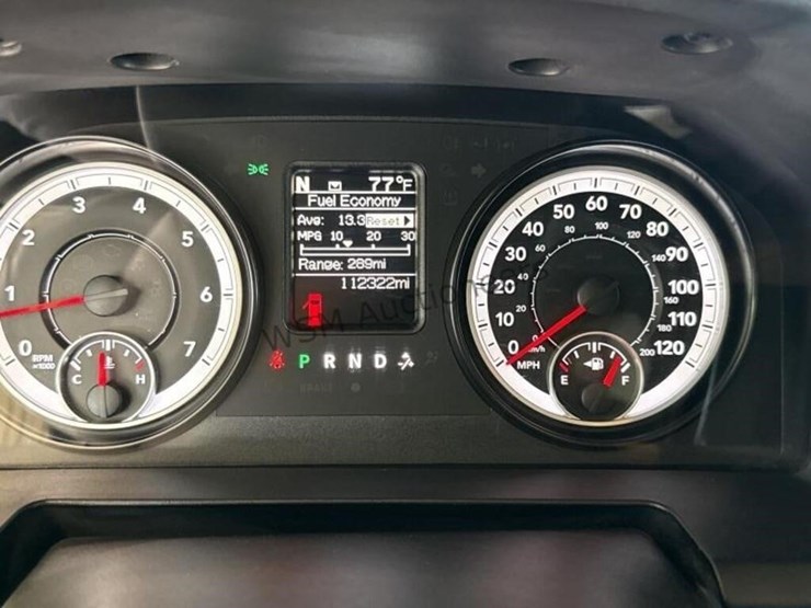 2015-ram-2500-slt-image-24