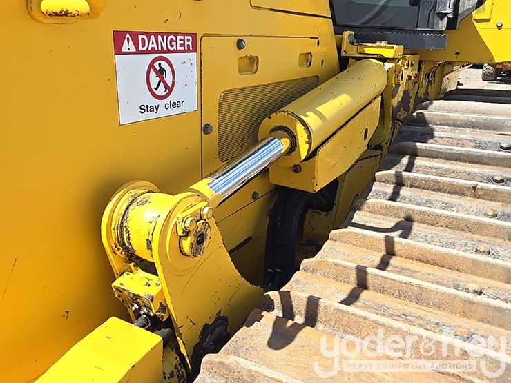 2022-komatsu-d71pxi-24-image-34