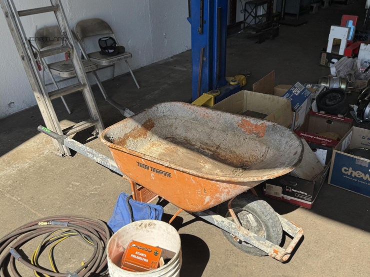 wheelbarrow-wheelbarrow-image-1