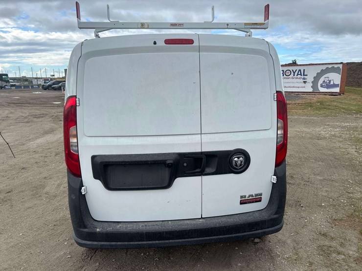 2021-ram-promaster-city-van-image-24