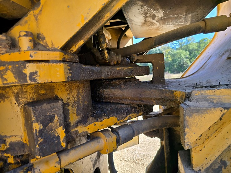 caterpillar-988b-image-64