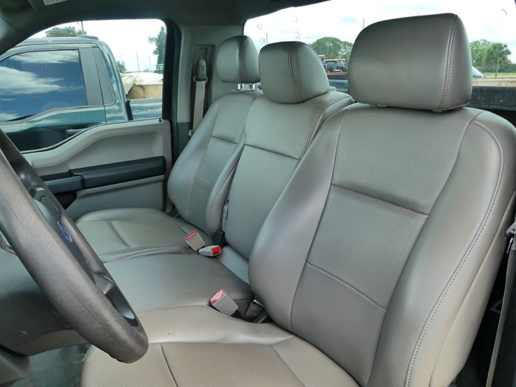 2020-ford-f150-xl-image-8