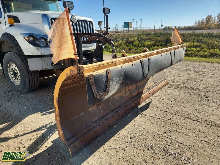 2016-international-workstar-7600-image-21