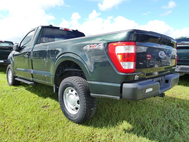 2021-ford-f150-xl-image-4
