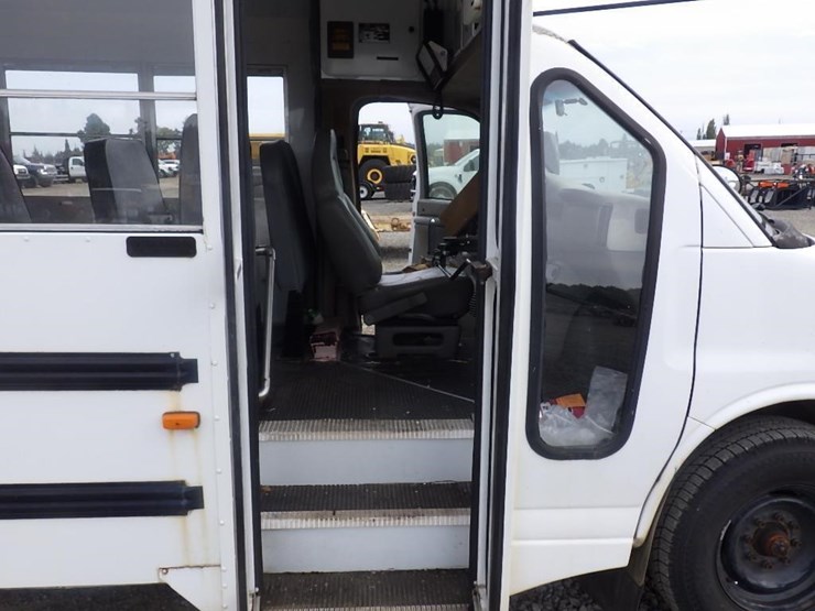 1999-gmc-s/a-passenger-bus-image-18