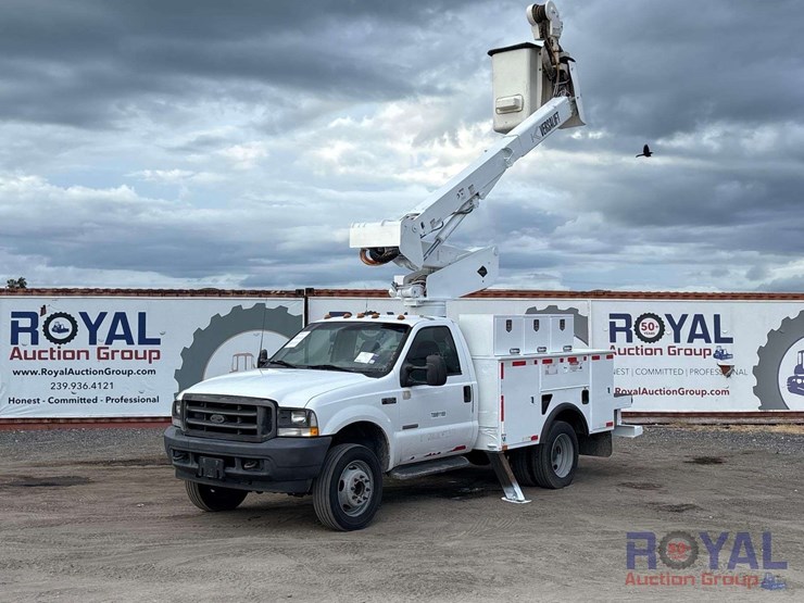 2003-ford-f550-image-1