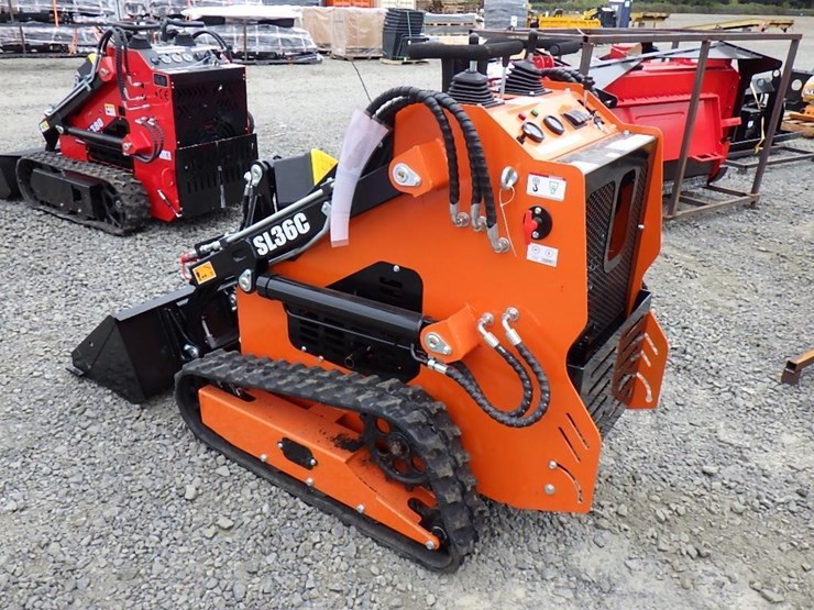 2025-sdlool-36c-skid-steer-tracked-loader-image-2