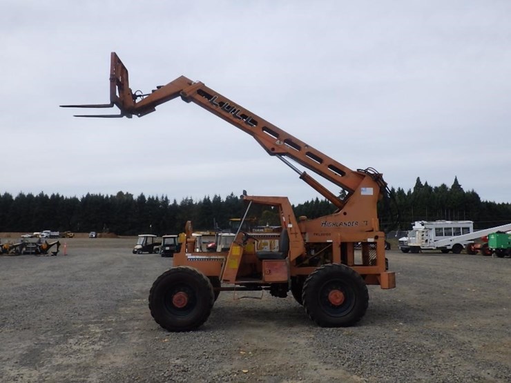 lull-644tt-34-telescopic-reach-lift-image-6