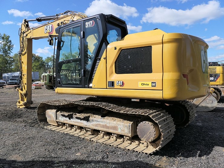caterpillar-317-image-2