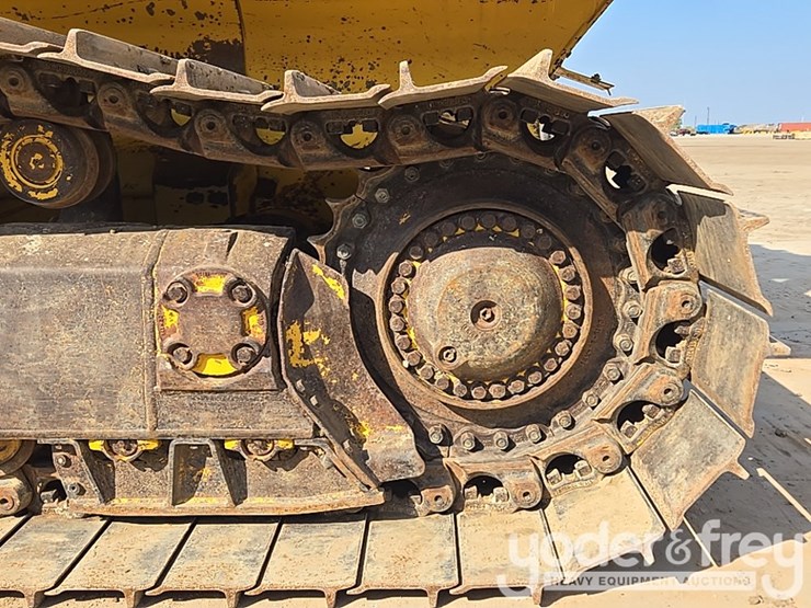 2016-komatsu-d65pxi-18-image-23