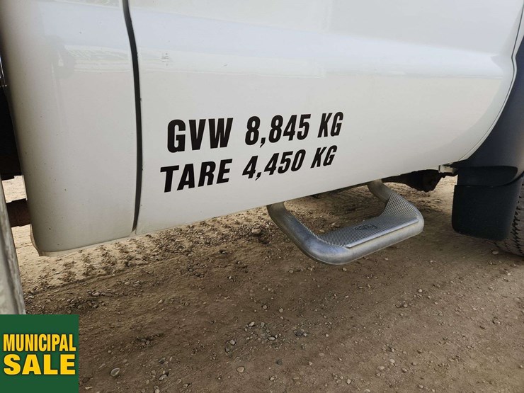 2012-ford-f550-image-33