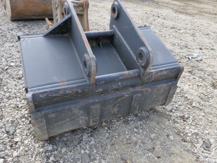 concrete-slab-bucket,-fits-jd?-image-3