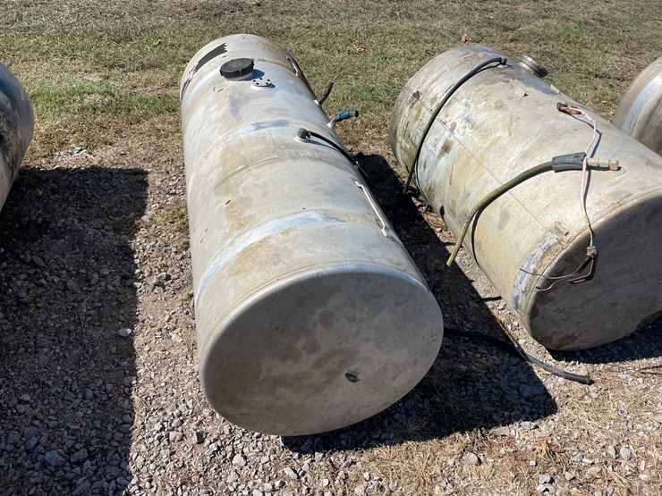 #2011-•-~100-gallon-aluminum-fuel-tank-inv#-29962-image-3