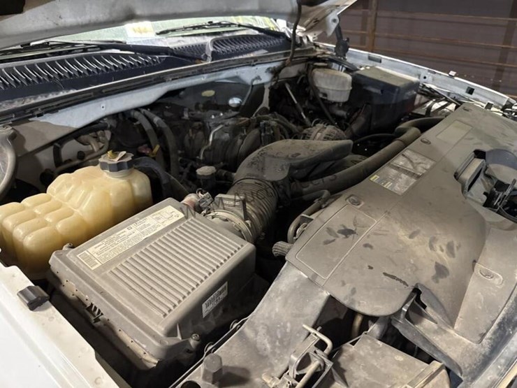 2006-chevrolet-silverado-2500hd-image-14