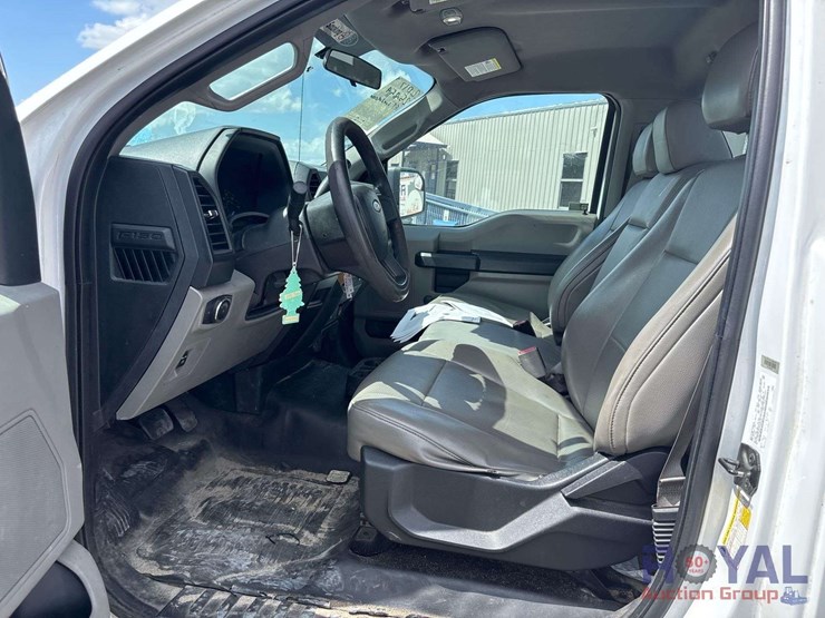 2017-ford-f150-image-11