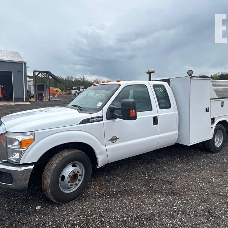 2015 FORD F350 SD