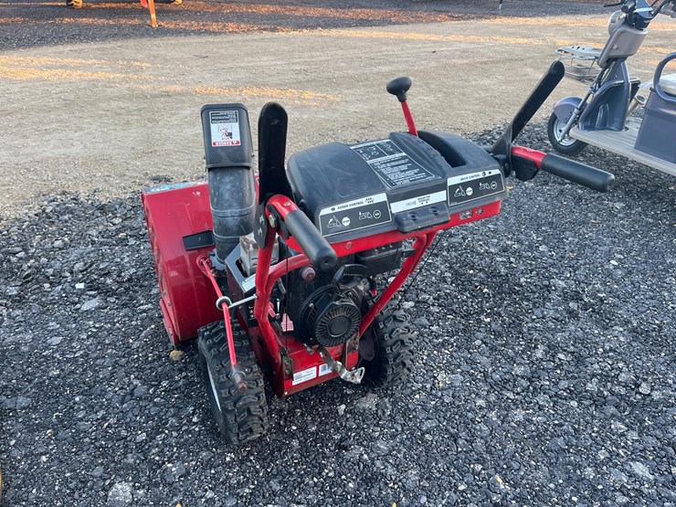 troy-bilt-snow-blower-image-2