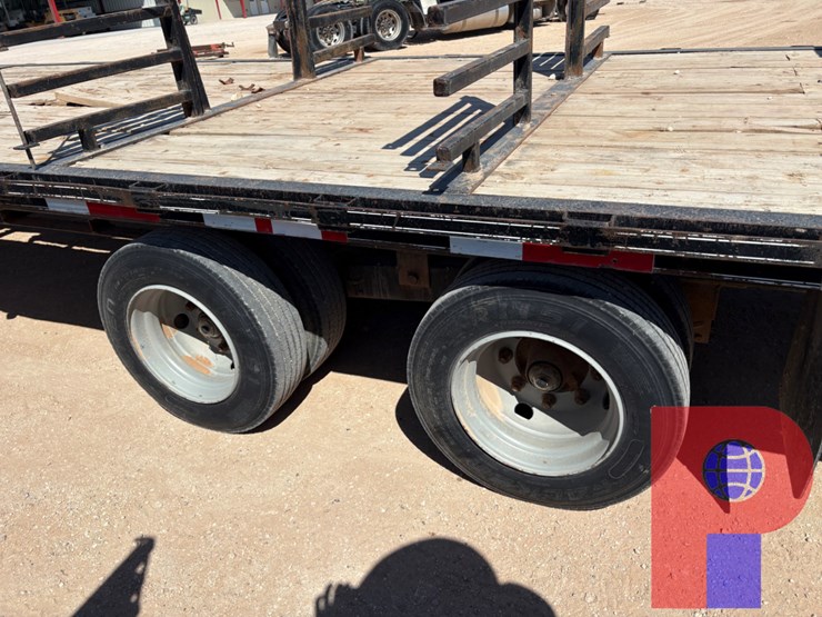 2018-falcon-trailers-40’-x-102”-t/a-gooseneck-tool-transport-trailer-image-5