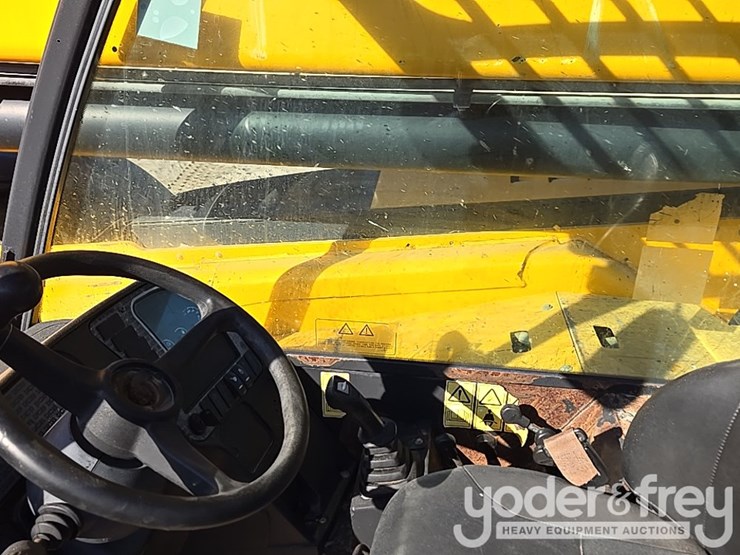 2016-jcb-510-56-image-44