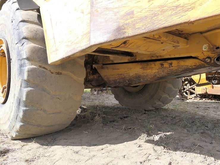 1994-caterpillar-d400d-image-26