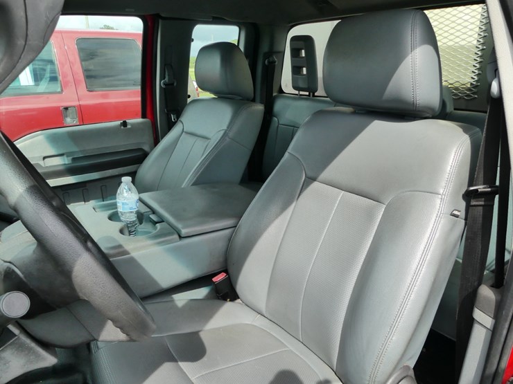 2014-ford-f350-xl-image-10