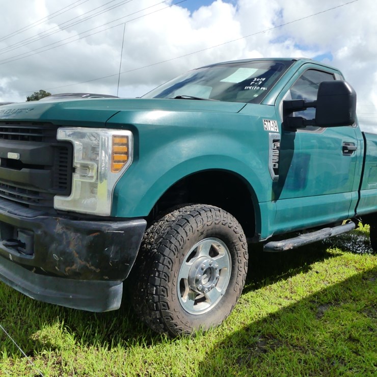 2019 FORD F250 XL