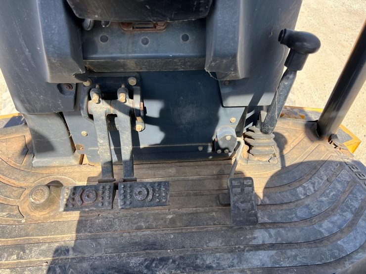 deere-310g-image-31