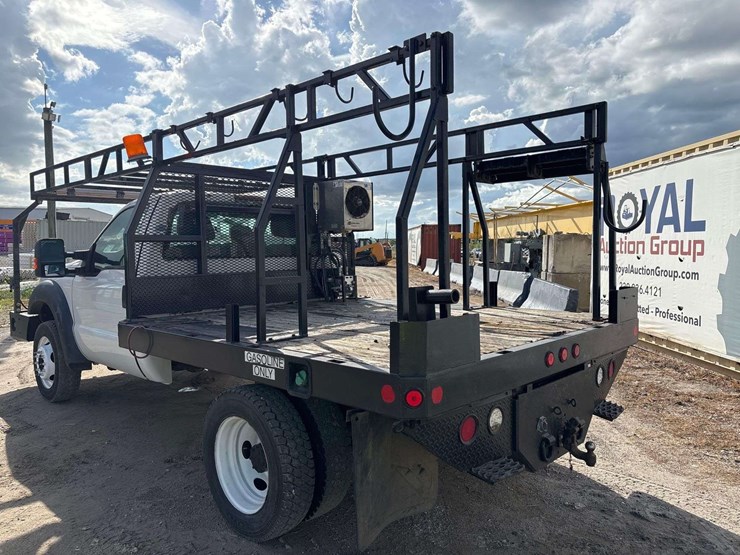 2012-ford-f550-image-23