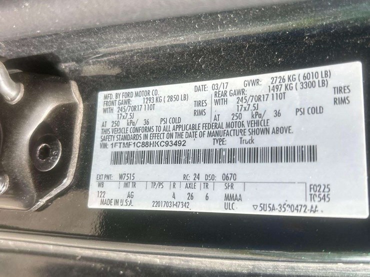 2017-ford-f150-image-5