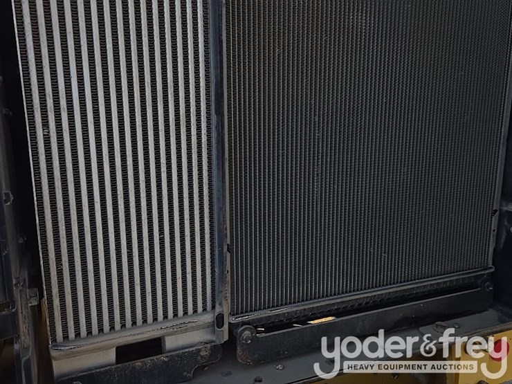 2016-caterpillar-140m3-image-64