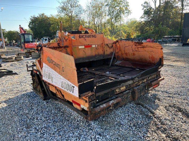 leeboy-8000t-paver-image-7
