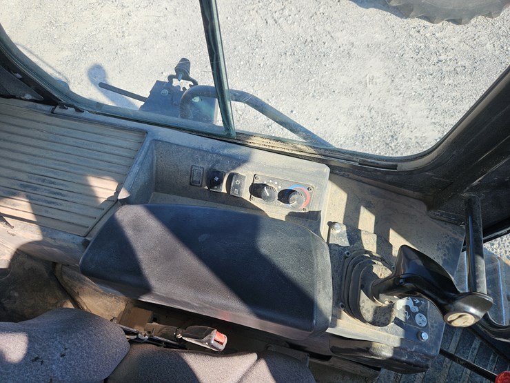 2017-deere-650k-xlt-image-20