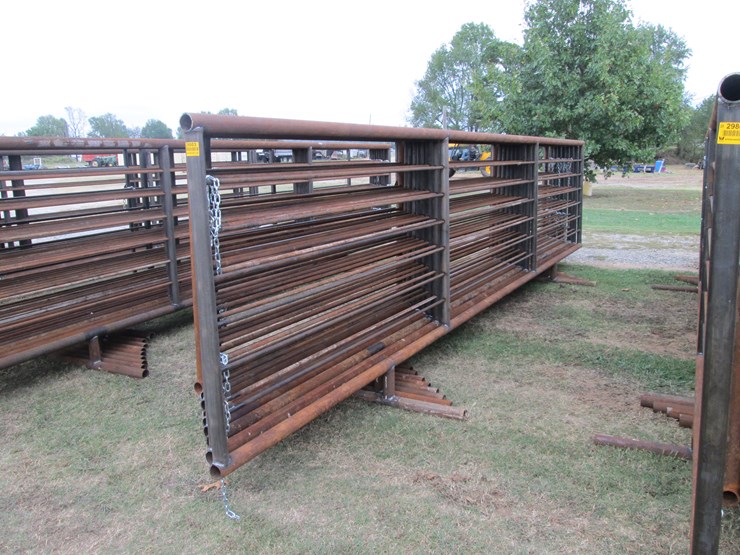 #63-•-(9)-freestanding-panels-&-(1)-gate-inv-#-29803-image-1