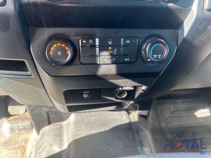 2016-ford-f150-image-15