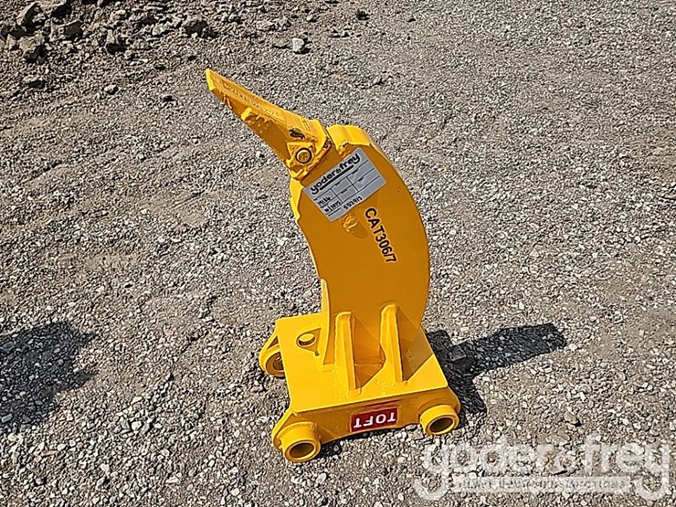 2025-caterpillar-305-image-2